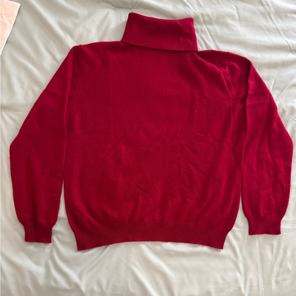 Geneva Sweaters - Geneva - Red Turtleneck Sweater